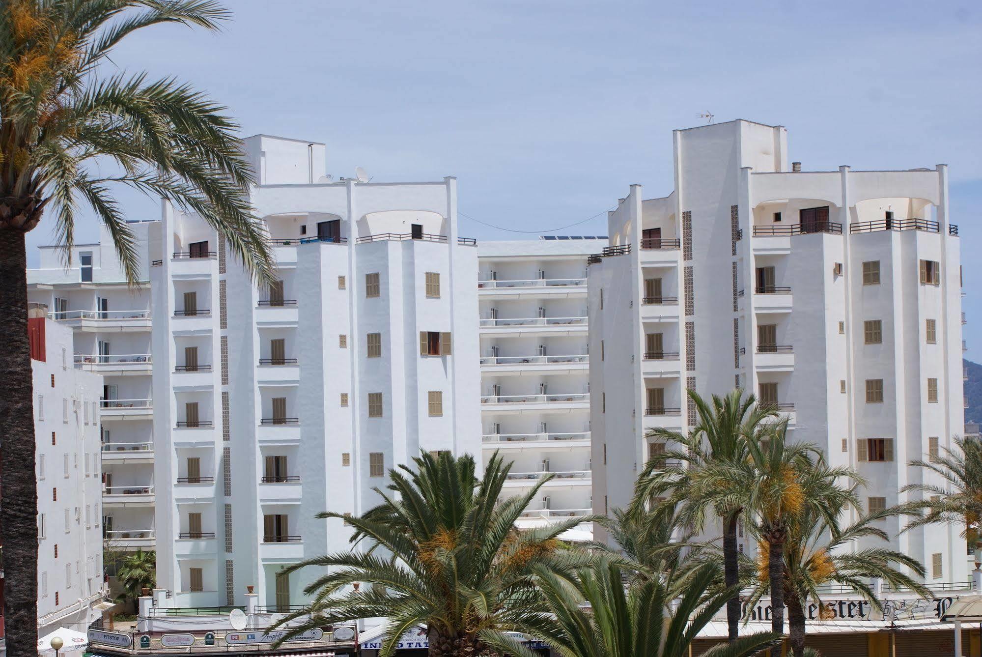 R2 Cala Millor Apartment Cala Millor  Exterior photo